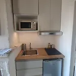 Etage 2 Sur Cour Aux Chartrons Avec Climatisation Bordeaux