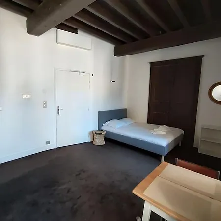 Etage 2 Sur Cour Aux Chartrons Avec Climatisation 아파트 보르도