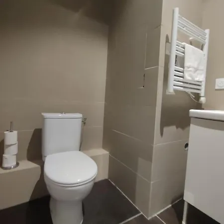 étage 2 Sur Cour Aux Chartrons Avec Climatisation Apartamento Burdeos