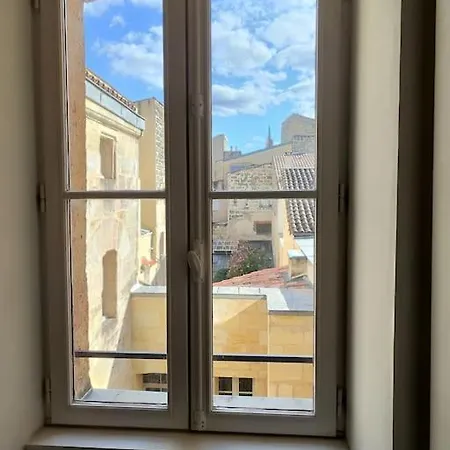 Etage 2 Sur Cour Aux Chartrons Avec Climatisation 보르도
