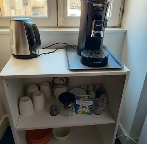 Etage 2 Sur Cour Aux Chartrons Avec Climatisation Bordeaux