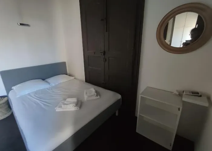 Etage 2 Sur Cour Aux Chartrons Avec Climatisation * Bordeaux