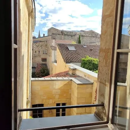 Etage 2 Sur Cour Aux Chartrons Avec Climatisation 波尔多
